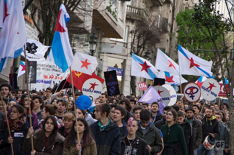 2016 04 13 ManifestacionEstudantil_Vigo_01.jpg